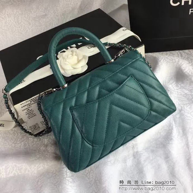 香奈兒CHANEL 92992 2018最新V字型 單手挽手提單肩包 DSC1985